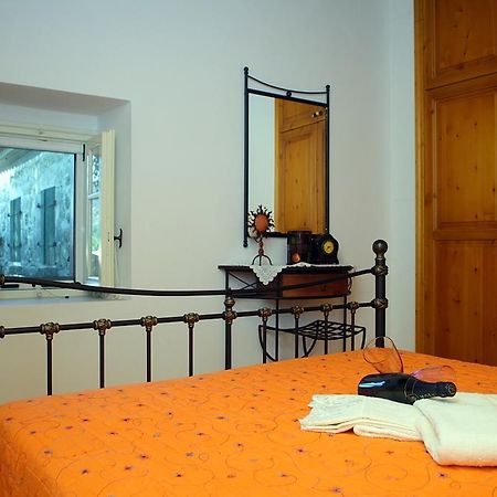Menelia Cottage Platístoma Oda fotoğraf