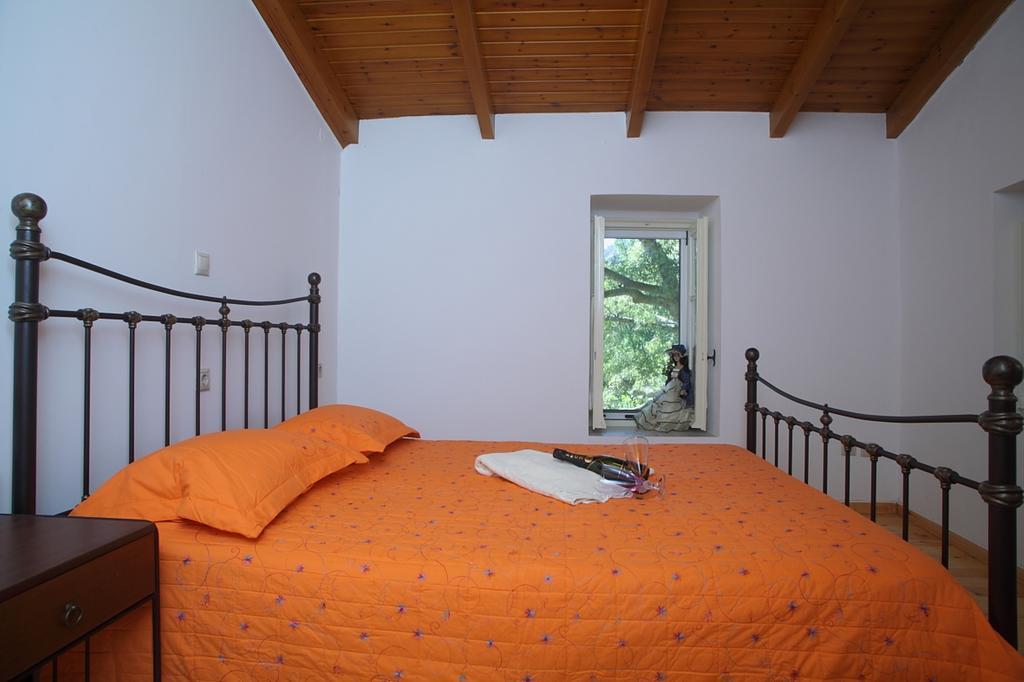 Menelia Cottage Platístoma Oda fotoğraf