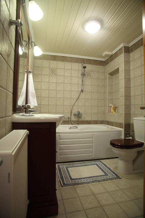 Menelia Cottage Platístoma Oda fotoğraf