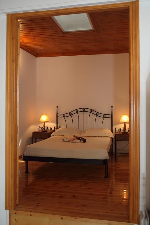 Menelia Cottage Platístoma Oda fotoğraf